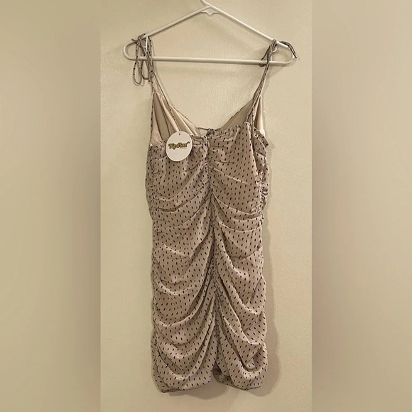 COTTON CANDY LA Ruched Spaghetti Straps Dress in Natural and Black - Picture 5 of 8